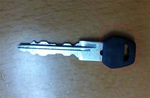 Figure 4.8 — Clé fournie avec le Neiman de remplacement, dotée d’une petite tête.